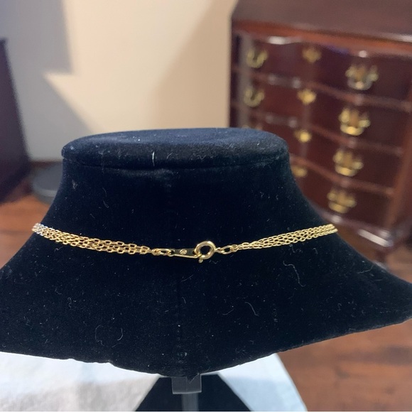 Avon “Nested Links”  Goldtone Layered Necklace. NIB - Picture 5 of 6